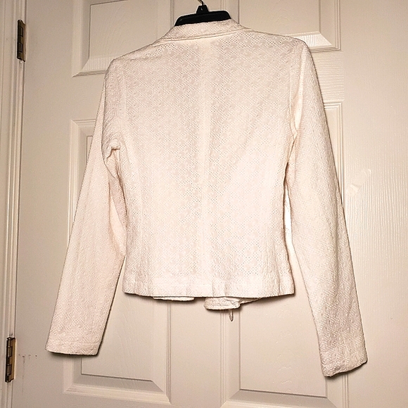 Express Design Studio Cotton Lace Blazer - Picture 3 of 6